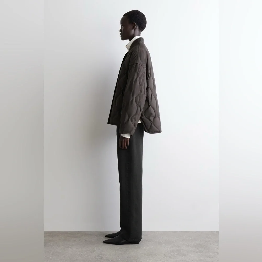 LIKE NEW COS Oversized Quilted Jacket Size M in Dark Brown - Picture 5 of 13